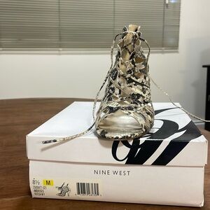 Nine West 
Size 8.5
Snake all leather